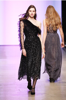 Yasya Minochkina Fall 2019 Ready-to-Wear / Yasya Minochkina осень-зима 2019 / Неделя моды: Москва